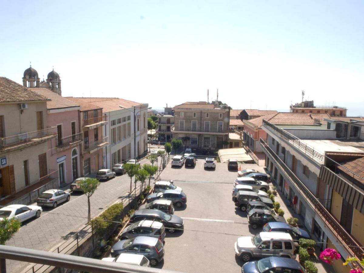 Bouganville House Zafferana Etnea Buitenkant foto